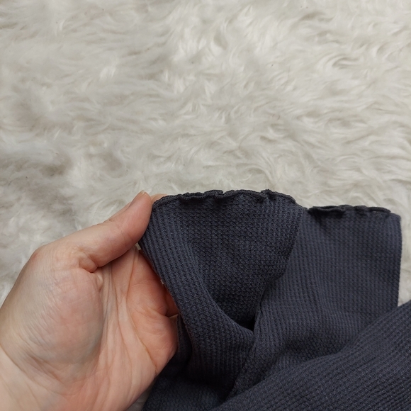 🍓 5/$5 • Grayson Collective - Picture 2 of 3